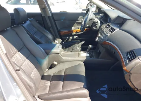 2011 Honda Accord 2.4 Ex-L z USA, uszkodzony, nr VIN 1HGCP2F89BA025575